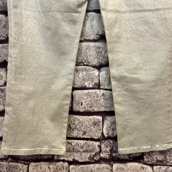 Chico's Platinum Silver Shimmer Crop Pants Size XS/2 - Picture 7 of 9
